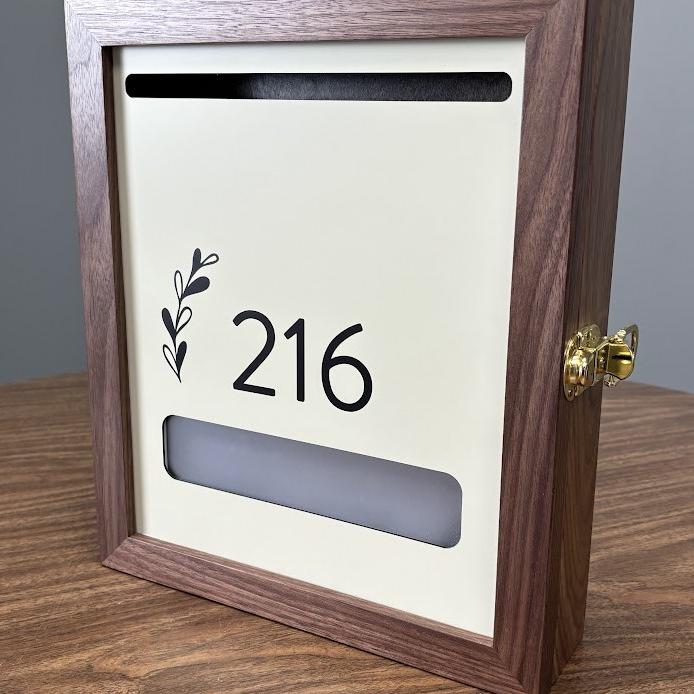 Mail Box - Closed